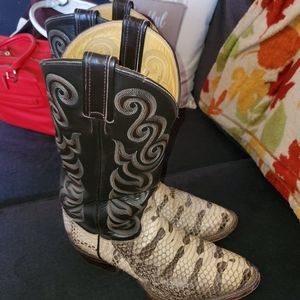Tony Lama boots